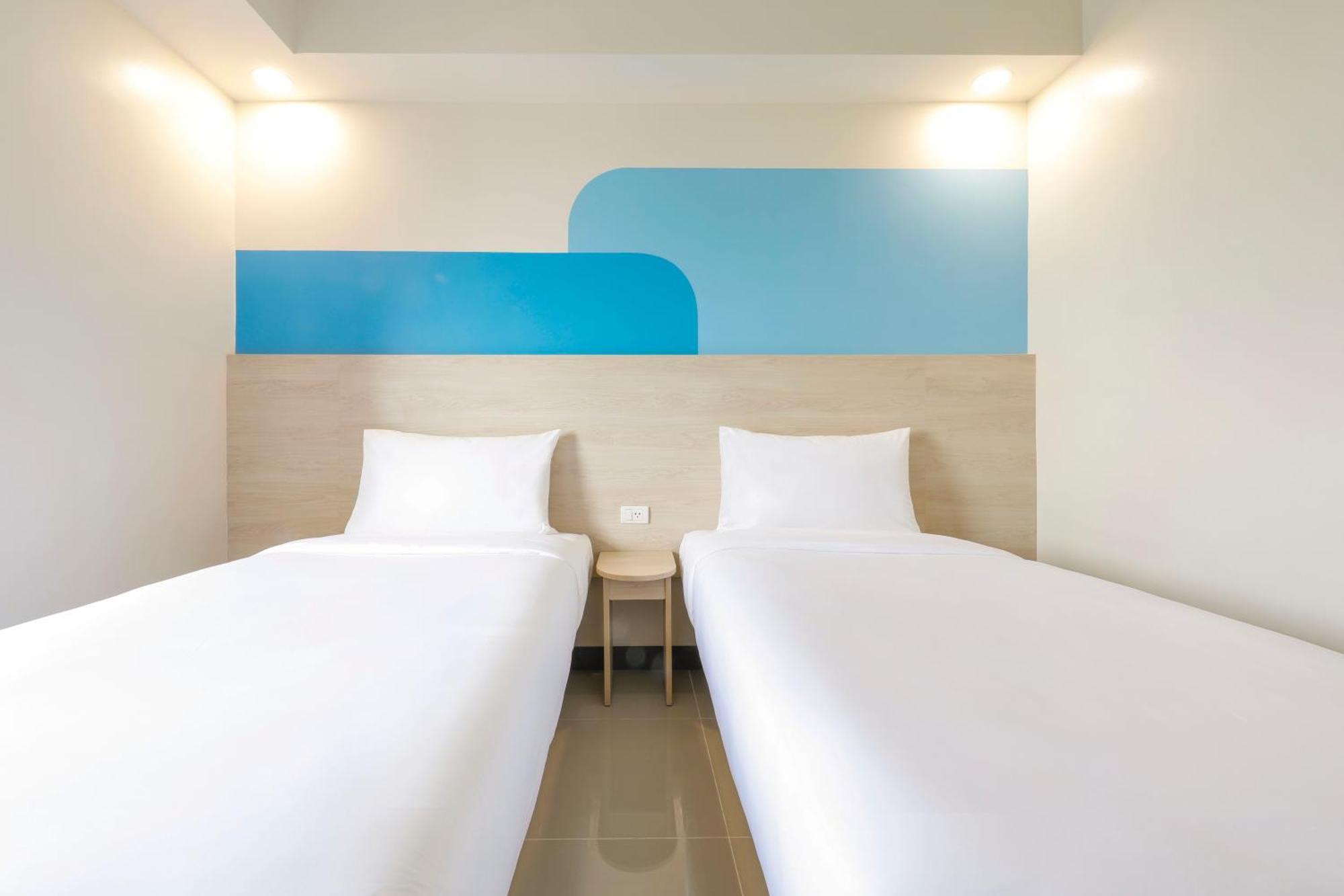 Hop Inn Hotel Iloilo Exterior photo